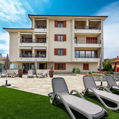 Villa Aria Malinska Buitenkant foto