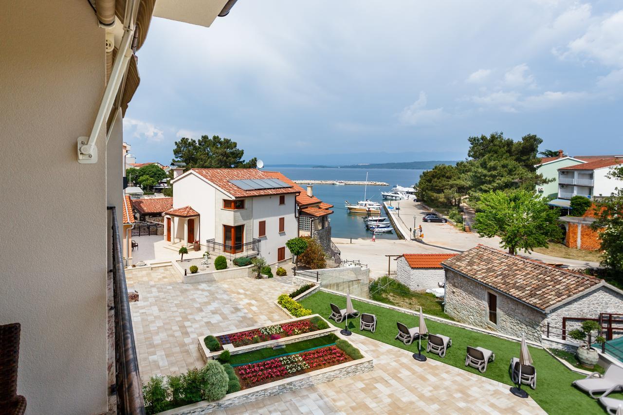 Villa Aria Malinska Kamer foto