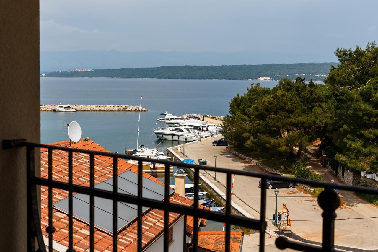 Villa Aria Malinska Buitenkant foto