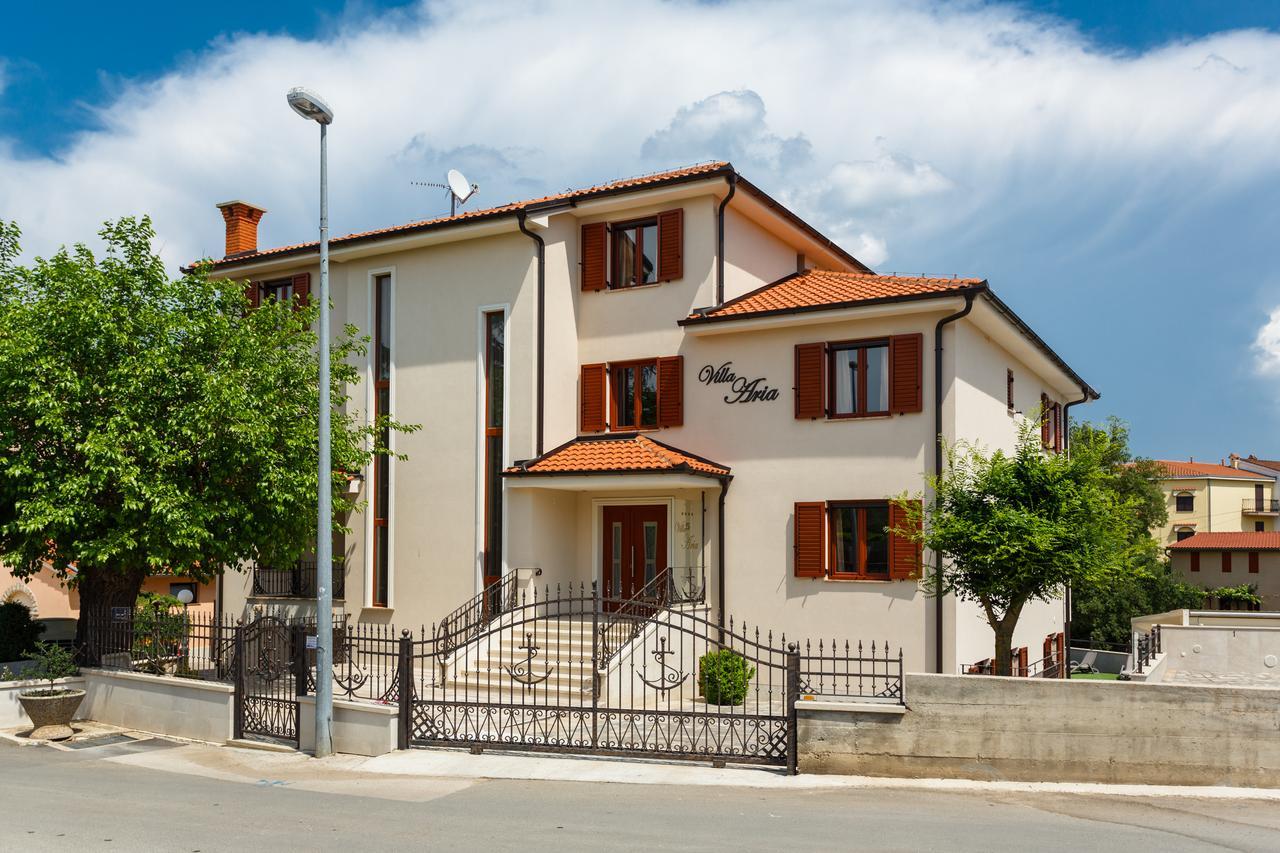 Villa Aria Malinska Buitenkant foto